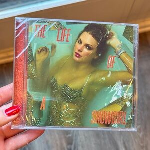 NWT Taylor Swift The Life of a Showgirl CD